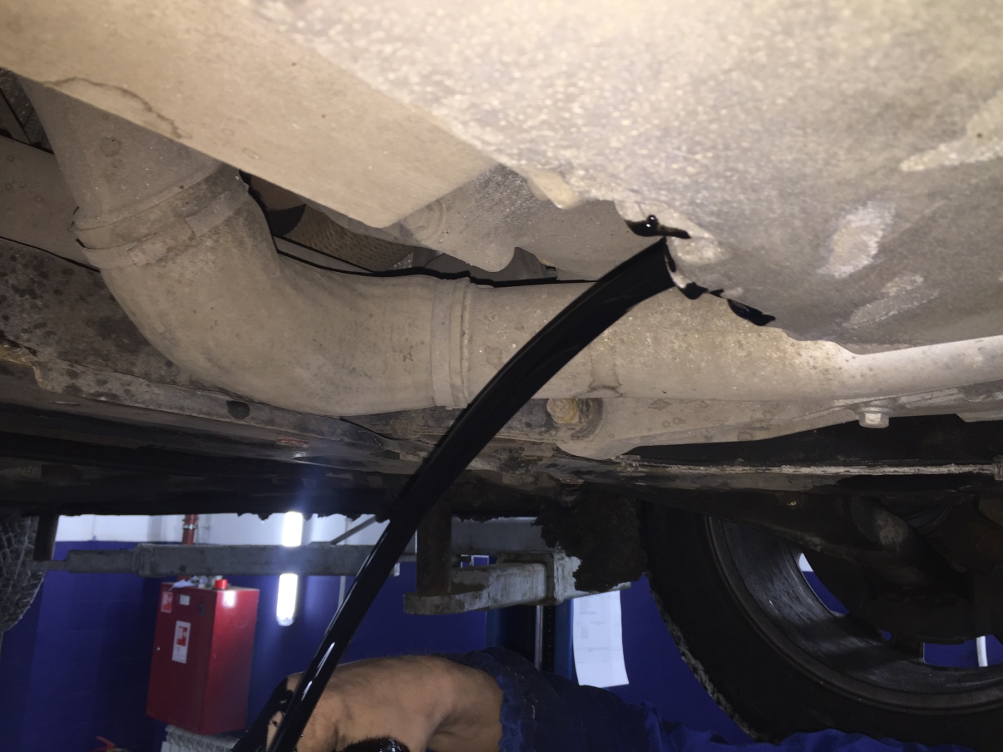 замена масла в двигателе Вольво хс90 бензин